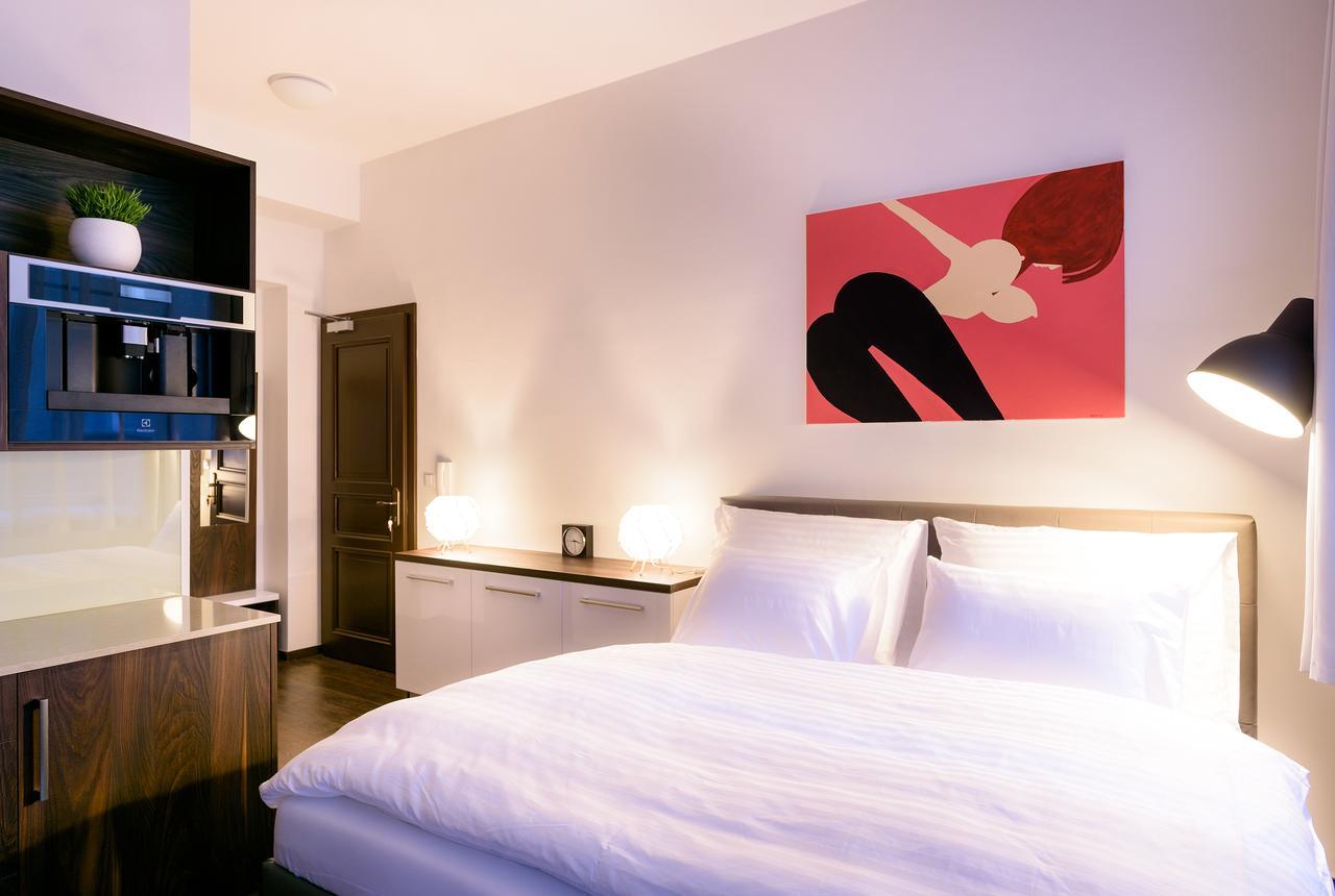 Fifty Shades Of Gray Studio, City Center Hradec Králové Екстериор снимка